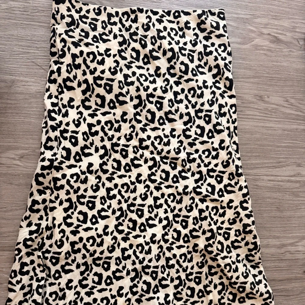Leith Black and Cream Animal Print Maxi Skirt